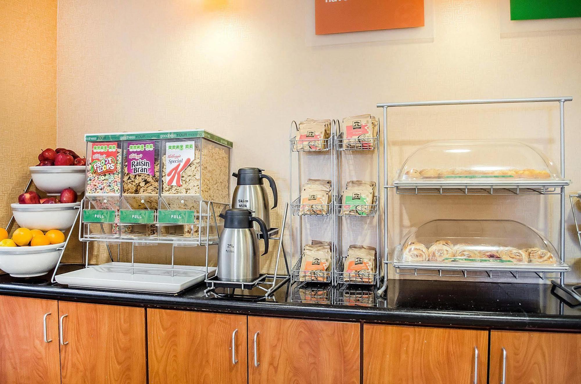 Comfort Suites Lancaster Amish Country Smoketown  Eksteriør billede